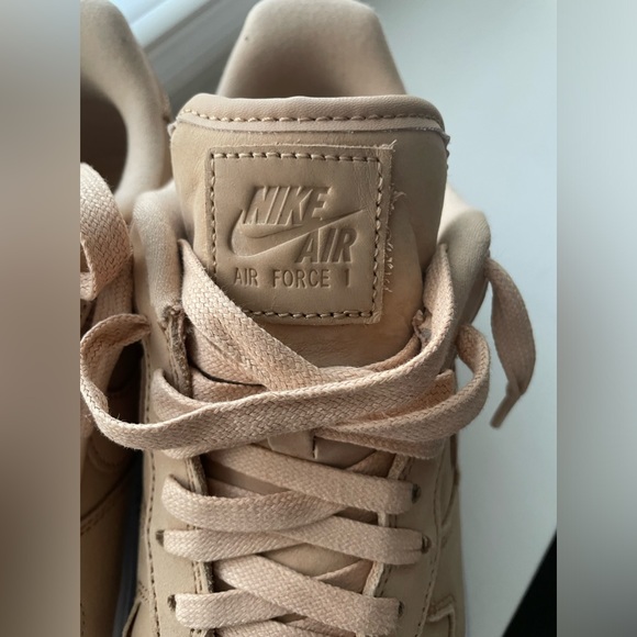 Nike Airforce One - Picture 2 of 6